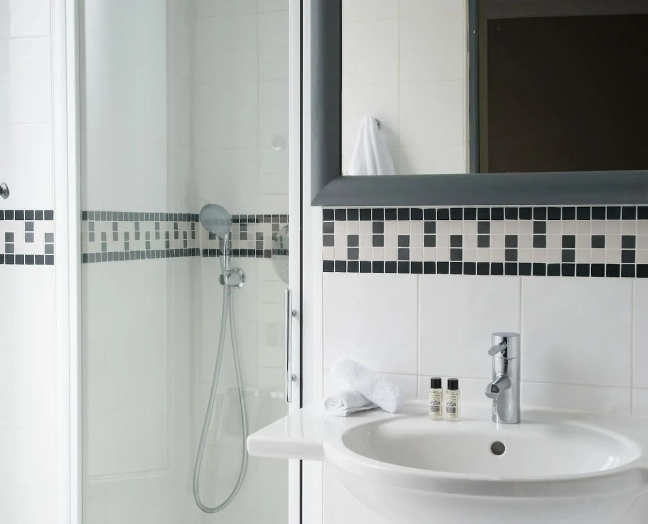 Hotel Apollon Montparnasse 3*