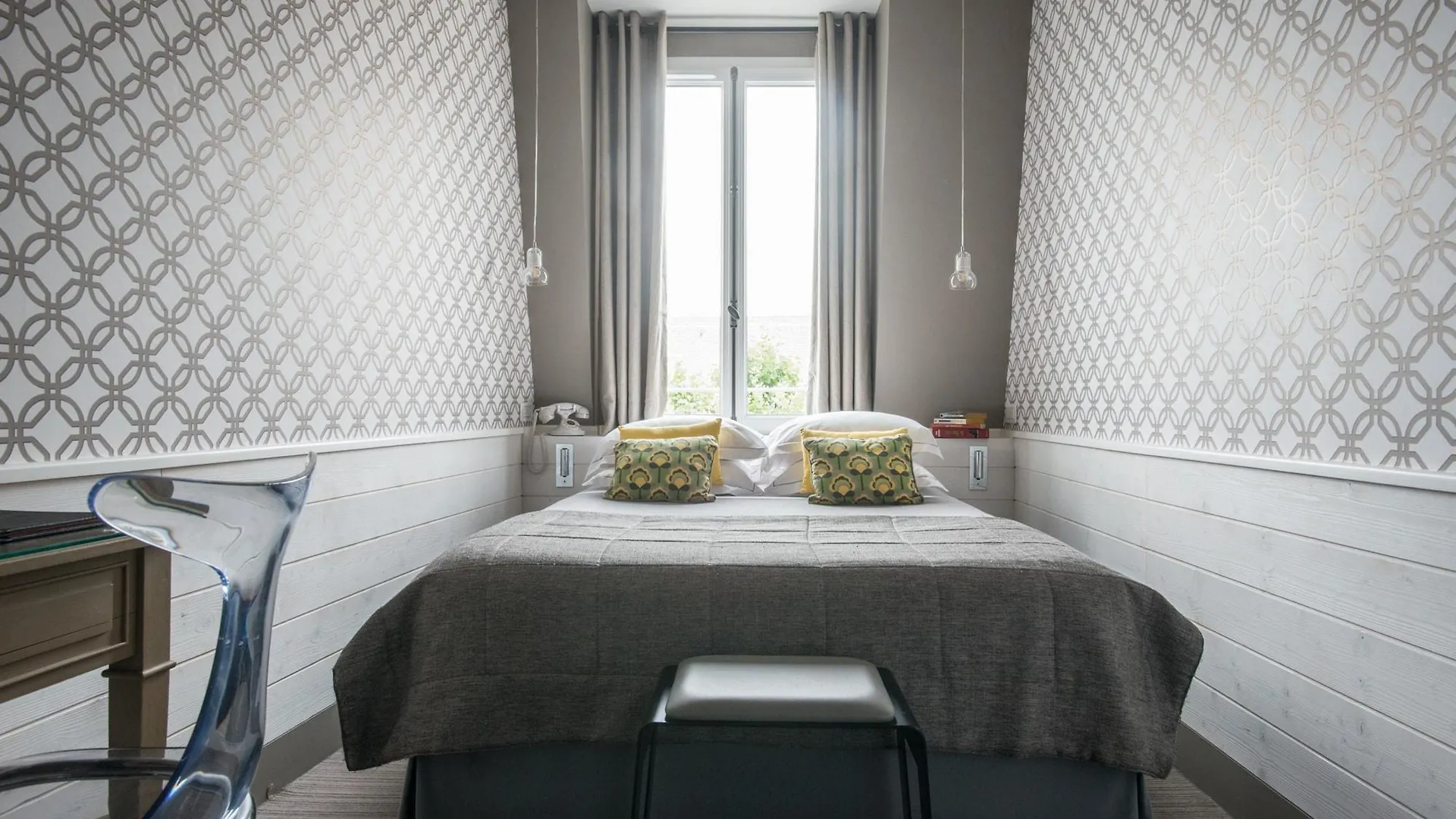 Hotel Apollon Montparnasse 3*