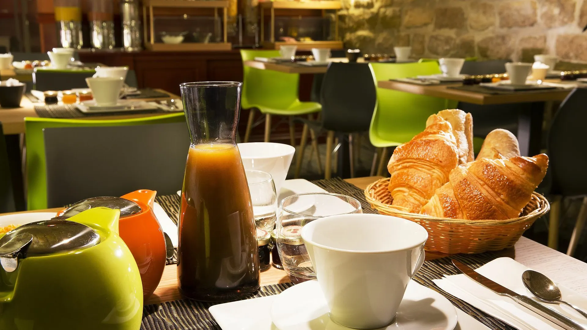 Apollon Montparnasse 3*